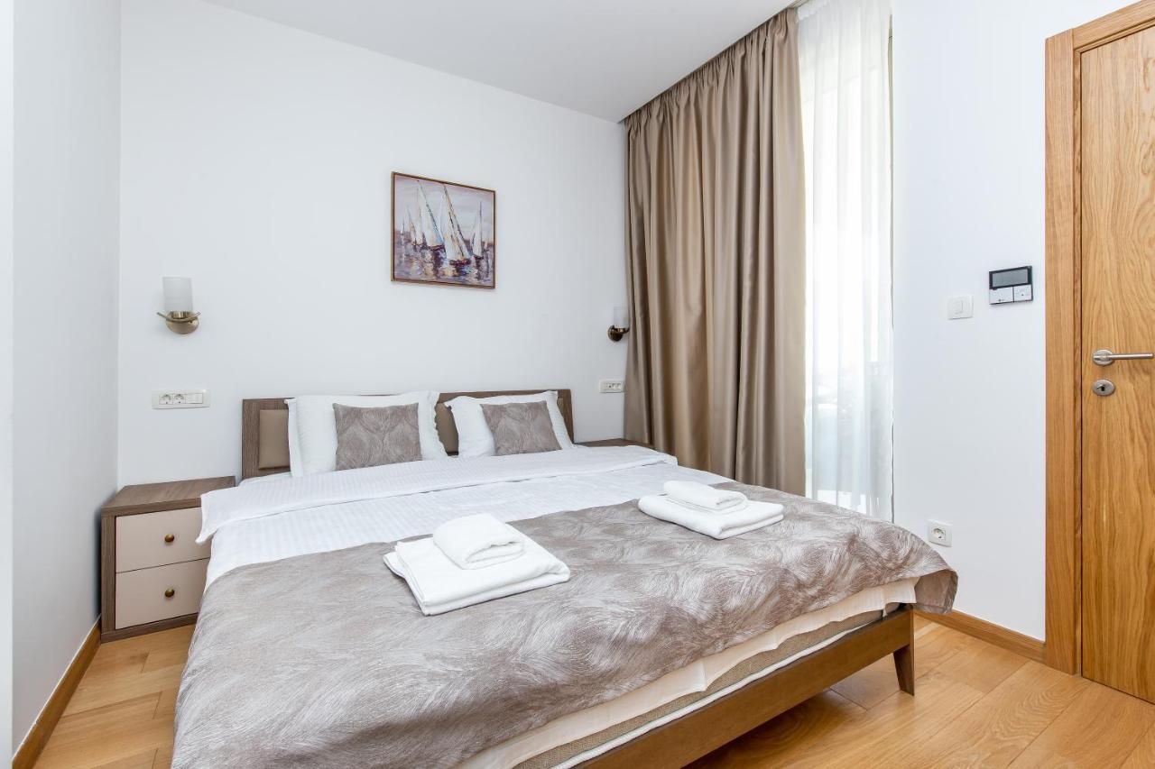 Apartments Lora In Apart-Hotel Budva Exterior foto