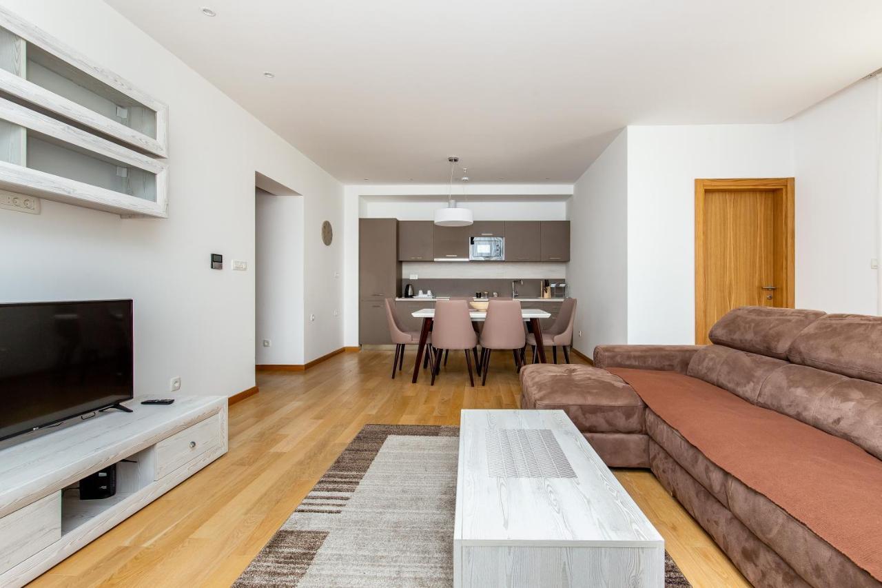 Apartments Lora In Apart-Hotel Budva Exterior foto